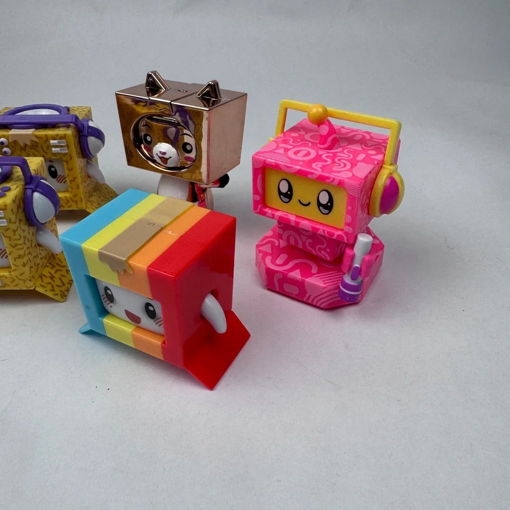 LankyBox Fiugures Lot of 9 Figures Various Series